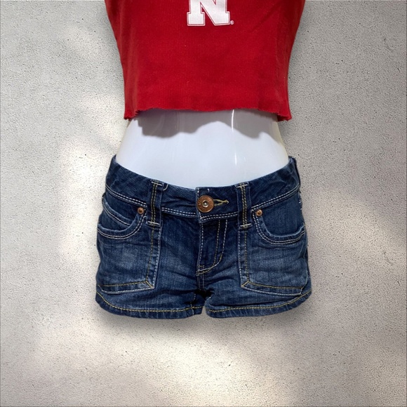 Nebraska Red Cropped Tank Top - Picture 4 of 5